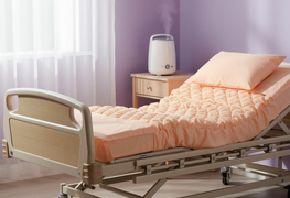 Как выбрать противопролежневый матрас для лежачего больного
