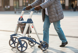 Средства передвижения для пожилых людей