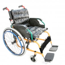 Кресло коляска инвалидная детская с пневматическими задними колесами FS980LA