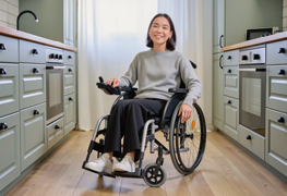 Как выбрать инвалидную коляску с электроприводом