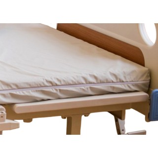 Непромокаемый наматрасник на молнии КОС (махровая ткань / биэластик)