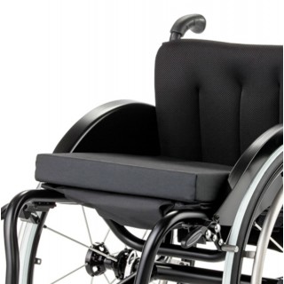 Активная инвалидная коляска MEYRA HURRICANE