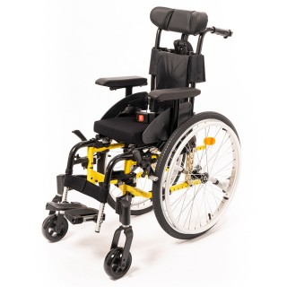 Детская инвалидная коляска Invacare Action 3 Junior