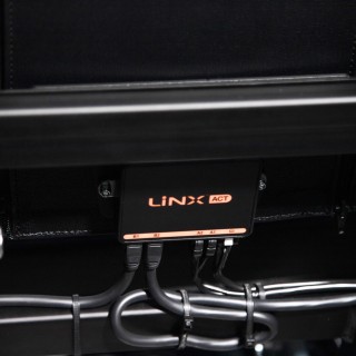 Инвалидная коляска с электроприводом Vermeiren Navix SU