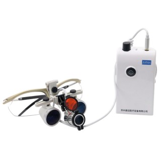 Налобный осветитель Zumax HL 8300